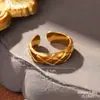 Anel de Aço Titânio Linha Cruzada Personalidade Transfronteiriça Feminino Retrô Moda Linha Simples Abertura Oca Anel de Comida Atacado