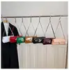 Bolso de Hombro Único con Acabado de Laca para Debajo del Brazo, Estilo Francés, Modelo Nuevo de Moda 2026, Hebilla de Cierre, Bolso Baguette Retro Chic de Moda