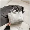 Bolsa Tote de Ombro Único Feminina Grande Capacidade Outono 2025 Nova Estampa Chinoiserie Nova Textura Casual para o Dia a Dia Cor Sólida