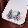 Pendientes de perlas con hoja y flor de aguja de plata lujosos y elaborados, pendientes vintage de circón estilo palacio, pendientes de lujo ligero y de alta gama