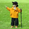 Ropa exterior de primavera y otoño para niños 2026 nueva chaqueta coreana tres en uno para niños, ropa de montaña para exteriores para niños pequeños