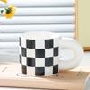 Caneca de Café Minimalista Moderna Preto e Branco, Caneca Estilosa Listrada Personalizada na Moda, Caneca Cerâmica Robusta Personalizada com Alça Grossa