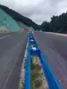 Guarda-corpos Corrugados de Duas Ondas e Três Ondas nas cores Azul, Branco e Verde, Painéis de Guarda-corpo Galvanizados com Pintura Eletrostática para Estradas Rurais e Rodovias