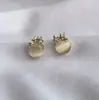 Pendientes Ojo de Gato Estrella Pequeña Personalizados Temperamento Estilo Frío Pendientes de Lujo Ligero de Alta Gama Pendientes con Sentido del Diseño Nicho para Mujer
