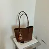 Bolsas Retrô Outono/Inverno 2026 Bolsas Femininas Bolsas de Palha Bolsas Tote Bolsas de Ombro de Grande Capacidade Transfronteiriças Bolsas de Braço Bolsas de Mão