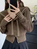 Tejido de cachemira, cuello en V, suéter de punto de manga larga, inspirado en Chanel, de alta gama, gris, cuello azul marino, top estilo chal, conjunto de dos piezas