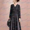 Vestido de Cintura Casual e Fashion