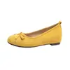 Sapatos rasos vermelhos femininos para aumentar a altura, estilo francês, sapatilhas de verão slip-on de corte baixo com sola macia, adequados para o trajeto, sapatos femininos plus size
