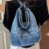 2026 Nova Bolsa Tote de Brim Bordada com Letras Estilo Retrô Grande Capacidade ins de Ombro Único Transversal Bolsa Feminina