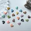 Nueva joyería luminosa para uñas con forma de amor, textura dulce, parche de pétalos de amor, suministros para uñas que combinan con todo, accesorios de resina