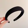 Faixa de Cabelo Nova Retrô 2026 Deixa o Rosto Menor Faixa de Cabelo Estilosa para Mulheres Ilumina a Pele Não Apertar a Cabeça Estilo Preguiçoso Presilhas de Cabelo Acessórios de Cabelo Atacado