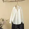 Camisa de manga larga gruesa, estilo casual de moda versátil, estilo literario, cuello pequeño liso, cepillada, de un solo pecho, primavera y otoño 2026