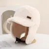 Se puede usar casco sombrero Lei Feng estilo coreano para mujer con forro de terciopelo extra grueso cálido para invierno, protección contra el viento y el frío, sombrero versátil para proteger las orejas