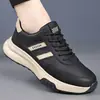 Zapatos de Hombre de Comercio Exterior Verano Nuevo Suela Blanda Suela Gruesa Superficie de Cuero Zapatos Deportivos Casuales Versátiles de Moda para Hombre Transfronterizo