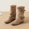 Botines retro de tacón medio para mujer con doble hebilla, pliegues apilados, aumento interno de altura de 5 cm, puntera cuadrada con hebilla, botines cortos western versátiles y estilizados
