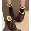 Zapatos de Algodón para Nieve Antideslizantes de Suela Gruesa con Lunares Retro para Mujer 2026 Nuevos de Invierno Aumentadores de Altura Aterciopelados Espesos Zapatos Bochen