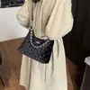 Bolso Pequeño de Cadena Simple de Invierno para Mujer 2025 Nueva Moda Bolso Acolchado Tipo Empanada Elegante Bolso Cruzado con Textura para el Día a Día