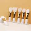 Mini Pincel para Mascarilla Facial de Mango Corto Pelo Suave Cabeza Plana Ultradelgado para Aplicar Base de Maquillaje Líquida Sin Marcas Pincel de Silicona Portátil Especial para Mascarilla Facial