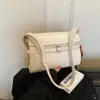 Bolsa de Mão Nova Estilosa Textura Retrô de Nicho Estilo Coreano Primavera de 2026 Bolsa de Ombro Casual Fashion Grande Capacidade