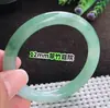 Pulsera Auténtica Imitación Jade Tianshan de 10 mm con Diseño de Mitad Montaña Mitad Agua, Elegante para Mujer, Nuevo Estilo Chino, Pulsera Redonda Estilo Antiguo Tipo Hielo con Flores Flotantes