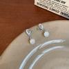 Aretes de Piedra Ojo de Gato Amor para Mujer Simples de Alta Gama Lujo Ligero Delicados Aretes Diseño Nicho Lujo Ligero Accesorios para Oreja de Celebridad de Internet Modernos