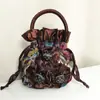 Mini Bolso Pequeño de Tela con Cordón Estilo Étnico Flor Pequeña Bolso de Mano Cambiante Color Dulce Caramelo Bolso Pequeño Hecho a Mano