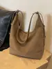 Bolsa Nova Retro de Grande Capacidade Feminina Nova Outono e Inverno Nova Versátil Moda Bolsa de Ombro Casual Tote para o Dia a Dia
