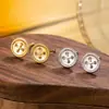 Nuevos Pendientes Versátiles Retro de Encaje con Botón Pendientes Simples para el Trabajo Redondos Diseño de Nicho Pendientes Personalizados para Mujer 2025