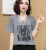 Camiseta de manga corta con cuello en V y estampado de letras para mujer, nueva moda de verano 2024, top adelgazante y a la moda para combinar con todo.