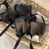 Presilha de Banana com Laço Múltiplas Camadas de Fita Xadrez Coreana de Nicho, Grampo de Cabelo Retrô Estilo Universitário para Coque, Presilha Vertical, Presilha Torcida