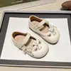 Ins primavera nuevo 0-2 años bebé zapatos para niño pequeño elástico velcro lazo zapatos de princesa suela suave zapatos de superficie suave marea