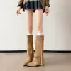 Botas largas para mujer, nuevo estilo 2026, punta fina blanca, tacón de cuña, suela gruesa, botas de montar, que aumentan la altura, botas largas, adelgazantes, versátiles y con diseño de volantes