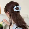 Pinza para el pelo de estampado a cuadros para mujer, nuevo modelo 2026, pinza ovalada hueca para la parte trasera de la cabeza, pinza de pico de pato grande, accesorio para el cabello de alta gama