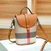 Bolsa Transversal Mini Tendência com Detalhes em Couro, Novo Estilo 2025, Versátil, de Alta Qualidade, Elegante Bolsa Pequena para Celular, Bolsa Xadrez