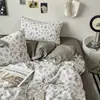 Juego de ropa de cama de gasa de doble capa para madre e hijo de grado A, con un patrón floral retro, que incluye una funda de edredón, una sábana bajera y un juego de sábanas de tres piezas para dormitorios