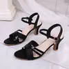 Sandalias de Tacón Alto Cómodas de Boca de Pez con Hebilla de Moda de Talla Grande de Comercio Exterior para Mujer, Verano 2025, Listas para la Venta