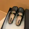 Zapatos elegantes sin cordones para faldas, zapatos versátiles de punta para mujer, estilo popular de celebridad de internet 2026, súper chic y de nicho