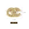 Broche Incrustado de Diamantes Estilo Xiaoxiang Corea Estilo Hyun Ya Doble C Letra Abrigo Suéter Traje Chaqueta Pines C Accesorios para el Hogar