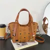 Bolsa Saco Retrô Versátil para o Dia a Dia de Mulheres, Novo Modelo 2026, Estampa Vintage, Bolsa de Mão de Luxo Leve com Alça Larga, Pode Ser Usada como Bolsa de Ombro ou Transversal