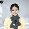 Cachecol Cruzado Essencial Outono/Inverno Yangchao Wanmei Estilo Coreano Quente Macio Fofo Realça o Temperamento Versátil Moda Artefato de Calor