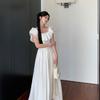 Vestido dulce y suave con cuello cuadrado, falda larga de hoja de loto, diseño ceñido a la cintura, nuevo temperamento francés de verano de alta gama