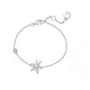 Pulsera Hoja de Arce con Logo de Cobre Blanco para Niña Pulsera de Cobre Plateado Lujo Ligero Versátil Nicho Exquisita Gama Alta Regalo de Cumpleaños