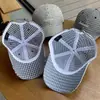 26 Nuevas Gorras de Béisbol a Cuadros Suaves Estilo Coreano Primavera/Verano para Mujeres y Parejas, Gorra de Pico Adelgazante para Cara para Hombres