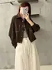 Jaqueta de trabalho estilo vintage, com gola polo e aspecto desgastado, para mulheres, nova coleção outono 2026, jaqueta curta feminina estilo coreano com design único