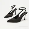 Sandálias de Salto Alto Stiletto de Cetim Levemente Luxuosas e Modernas com Tiras Finas e Bico Fino para Mulheres, Elegantes para Banquetes, Transfronteiriças