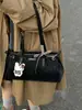 Bolsa de Axila Casual Retro de Nicho Moda Tendência Personalizada Bolsa Tote Feminina Nova Coleção Outono/Inverno 2025 Bolsa de Ombro