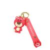 Chaveiro de Brinquedo Urso Morango de Sobremesa em PVC Chaveiro Toy Story Pingente de Bolsa Fofo Boneca Boneca Presente