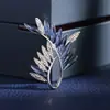 Broche Roxo Lavanda de Luxo Leve, um Buquê de Flores, Conjunto de Peças de Tricô para Usar por Cima, Acessórios de Roupa, Alfinete de Lapela, Anti-Exposição Venda por Atacado