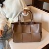 Bolso grande para mujer 2021, nuevo bolso de hombro texturizado de estilo coreano, bolso de mano tejido de gran capacidad, bolso portátil para mujer, venta al por mayor