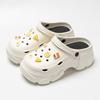 Zapatos de hoyos de suela gruesa para mujer accesorios DIY verano uso aumentado antideslizante sensación de excremento baotou playa sandalias eva